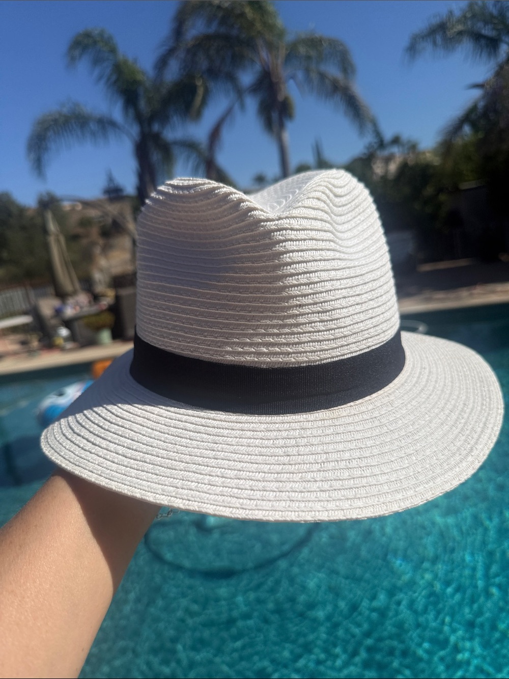 The Hatter Co. "NEW" Straw unisex bright White Straw Fedora w/ Blk band #5209